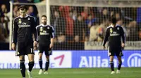 Valencia menang 2-1 saat menjamu Madrid di Estadio de Mestalla, Minggu (4/1/2015). (AFP/Jose Jordan)