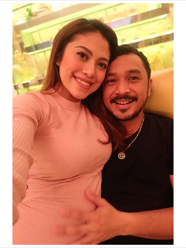 [Bintang] Giring Nidji dan Cynthia Riza