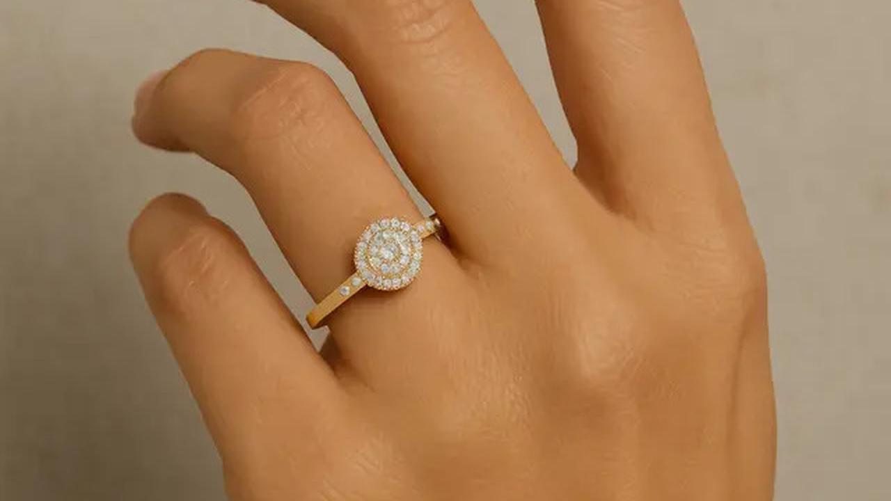 7 Model Cincin Emas yang Terlihat Simpel Tapi Bikin Tangan Terlihat Cantik dan Mewah