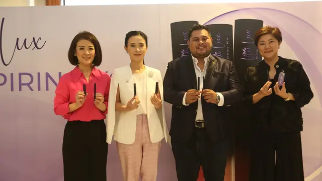 Peluncuran Nu Lux Makeup Series