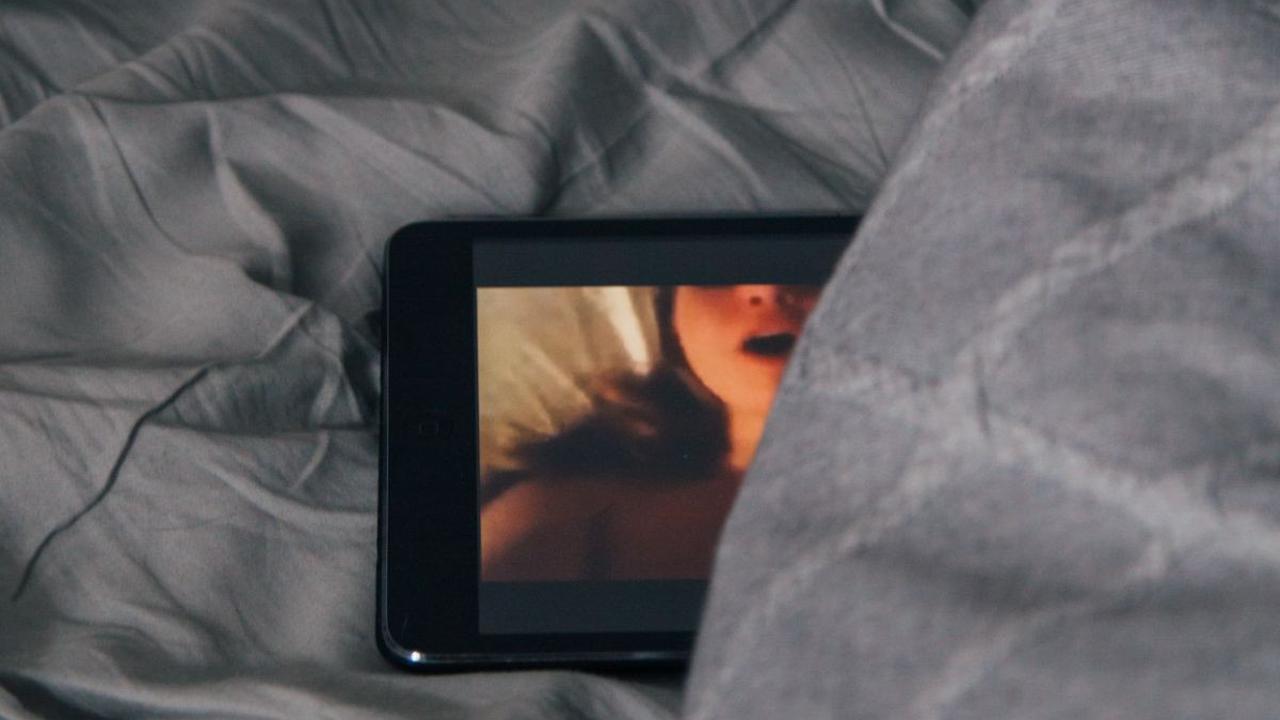 Apa Itu Revenge Porn?