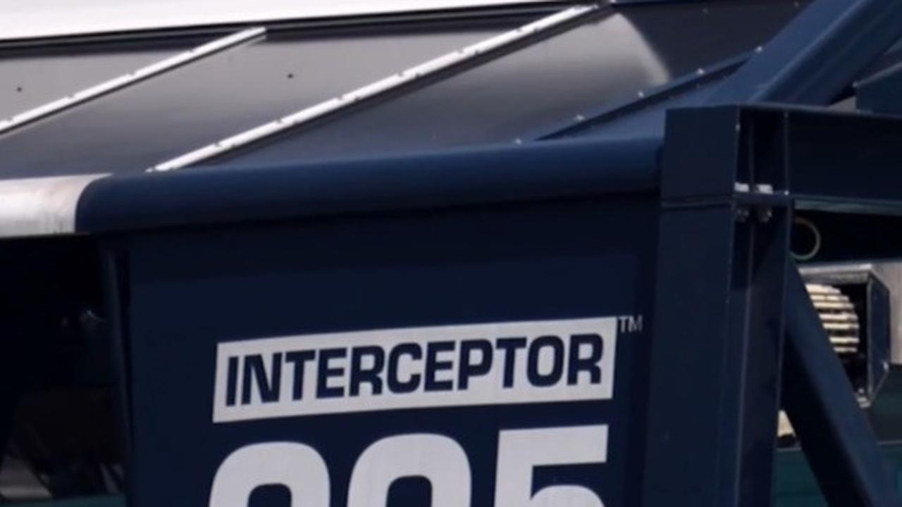 Sampai saat ini Coldplay sudah memiliki dua interceptor untuk mengangkut sampah. Interceptor pertama dengan nomor 005 atau Neon Moon I berada di sungai Klang, Malaysia.