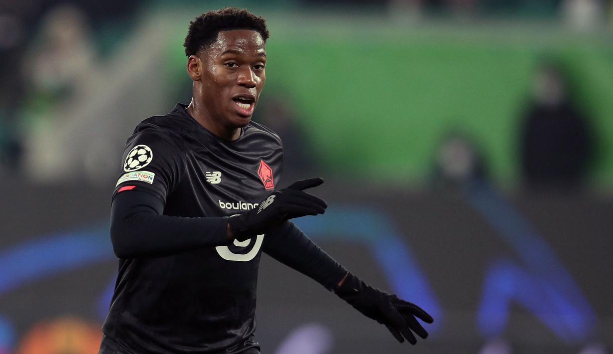 Penyerang muda Lille, Jonathan David merupakan pemain kelahiran Brooklyn, 14 Januari 2000. Ia berhasil mencetak 3 gol dalam 6 penampilannya di Liga Champions 2021/2022. (AFP/Ronny Hartmann)