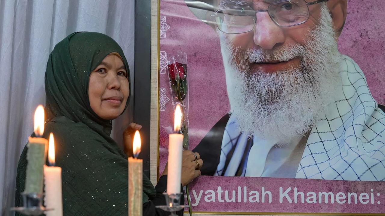 FOTO: Doa Bersama untuk Ayatollah Ali Khamenei Digelar di Jakarta