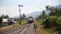 Setelah sukses reaktivasi jilid I jalur kereta api Cibatu-Garut, Pemprov Jabar berencana melanjutkan program reaktivasi jilid 2 rute Stasiun Garut-Cikajang, sepanjang 28 kilometer (km). (Liputan6.com/Jayadi Supriadin)