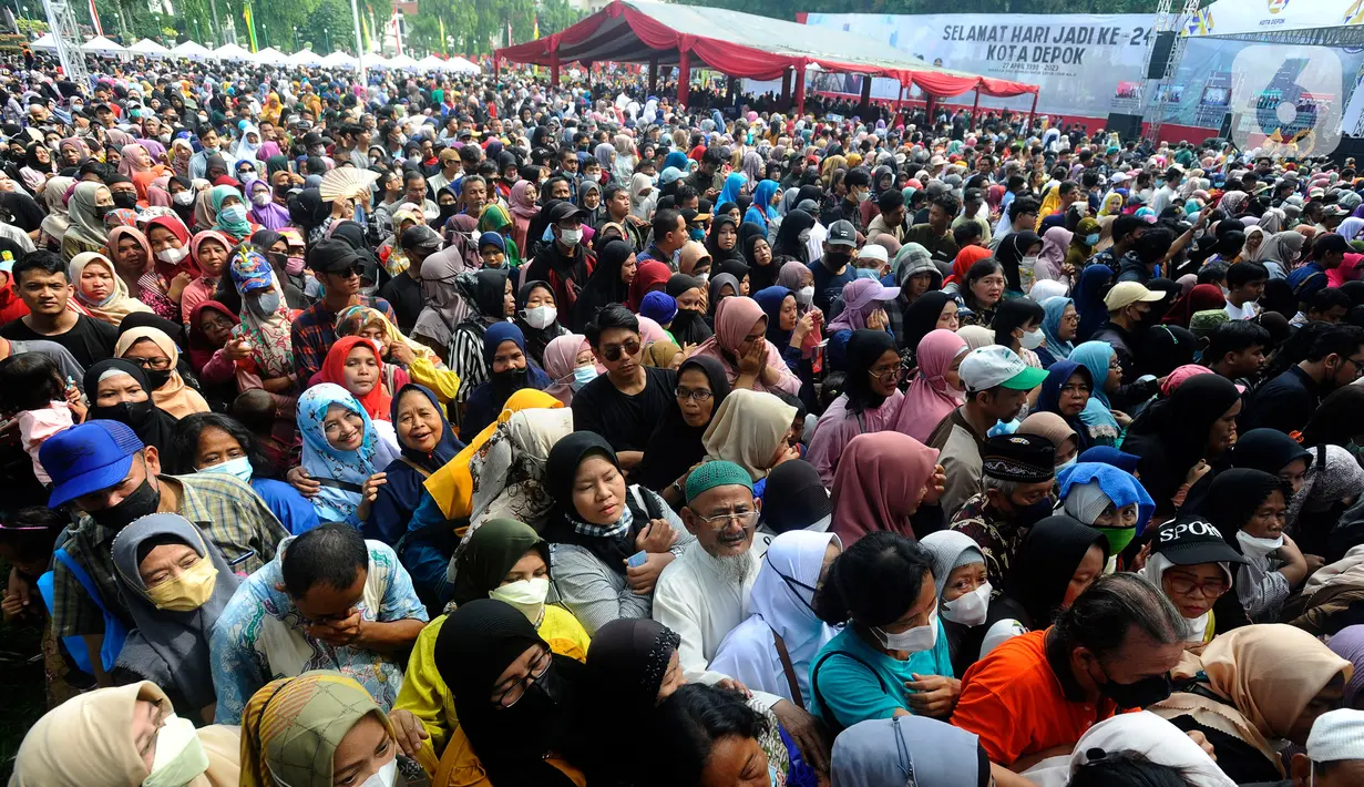 Hadiahnya tidak tanggung-tanggung, panitia telah menyiapkan umroh gratis untuk dua orang yang beruntung. (merdeka.com/Arie Basuki)