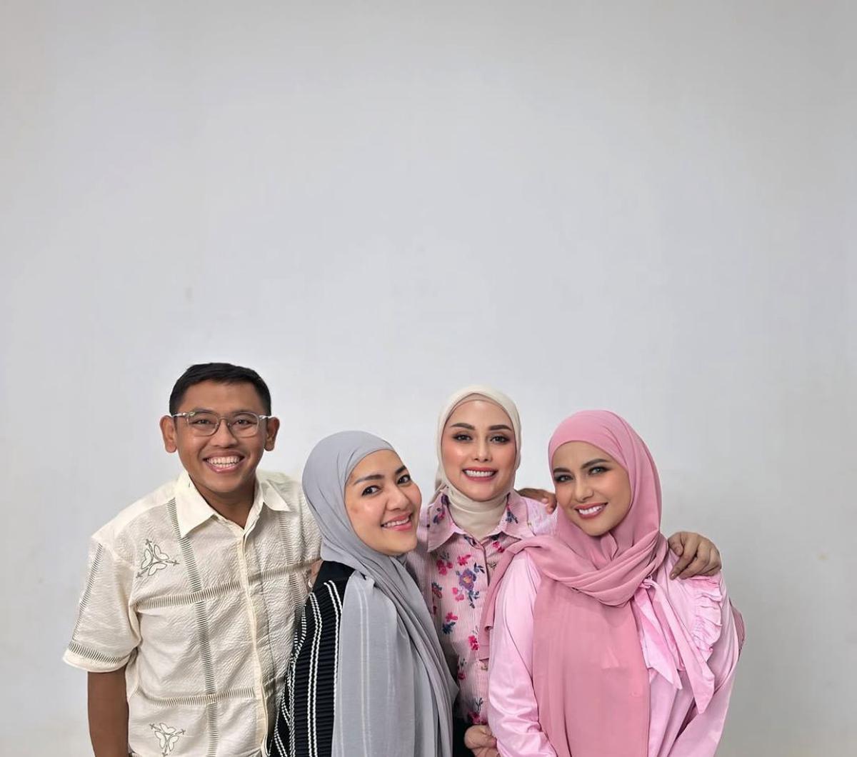 Potret Meisya Siregar Terbaru, Tampil Fresh dan Makin Berkelas dengan Hijab Pink Pastel