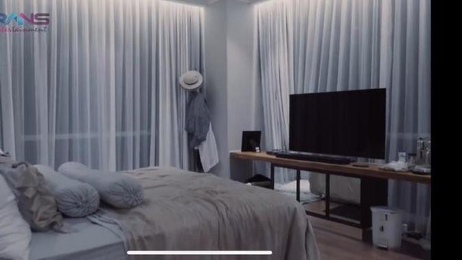 Rumah Zaskia Sungkar dan Irwansyah. (Youtube Rans Entertainment)