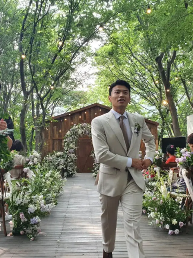 6 Potret Pernikahan YouTuber Jang Hansol, Digelar Outdoor Berkonsep Rustic