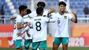 Timnas Indonesia U-20 maraih hasil positif pada laga keduanya di Piala Asia U-20 2023 setelah mampu menekuk Suriah U-20 dengan skor tipis 1-0 di Lokomotiv Stadium, Tashkent, Uzbekistan, Sabtu (4/3/2023). Gol tunggal Garuda Muda yang kembali menghidupkan peluang untuk lolos dari fase Grup A dicetak oleh Hokky Caraka lewat sepakan keras melengkung kaki kiri pada menit ke-35. (AFC/Adam Aidil)