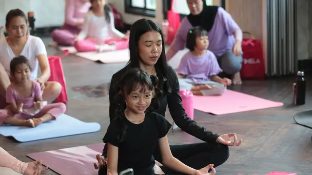 Serunya Ajak Si Kecil Playdate dengan Yoga Bersama, Jadi Aktivitas Seru di Tengah Liburan Sekolah