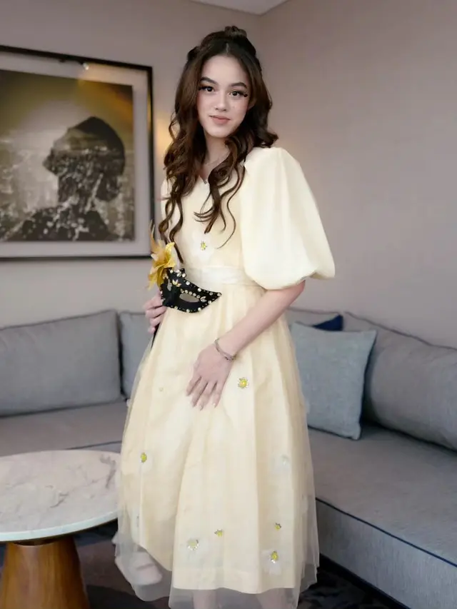 7 Potret Terbaru Shaista Tania, Putri Rionaldo Stockhorst Makin Memesona