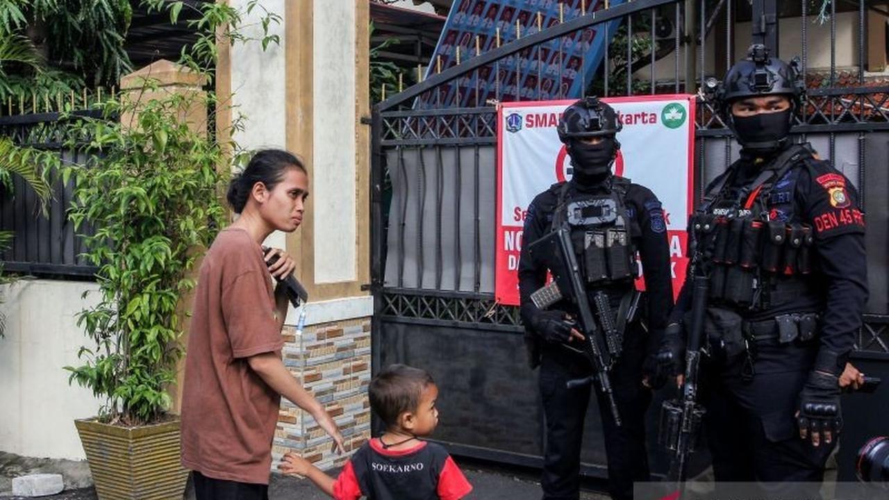 Polisi Tegaskan Benda Mirip Senjata di Lokasi Ledakan SMA 72 Adalah Senjata Mainan