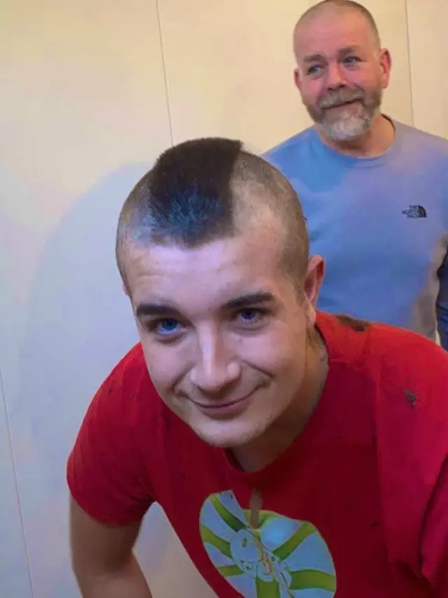 potong rambut sendiri