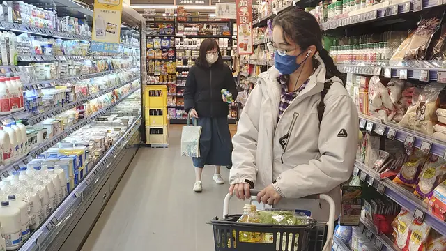 Taiwan Lepas Masker di Dalam Ruangan