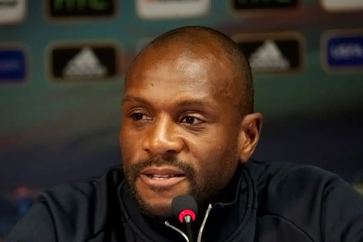 emmerson-boyce-131106c.jpg