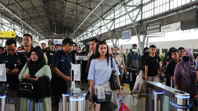 Tiket Kereta Jelang Libur Nataru Bisa Dipesan Sejak H-45 Tanggal Keberangkatan