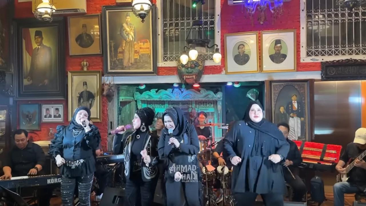 Potret Ultah Ahmad Dhani ke-53, Undang Elvy Sukaesih Hingga Dua Aktris Cantik Jebolan Warkop DKI Girls