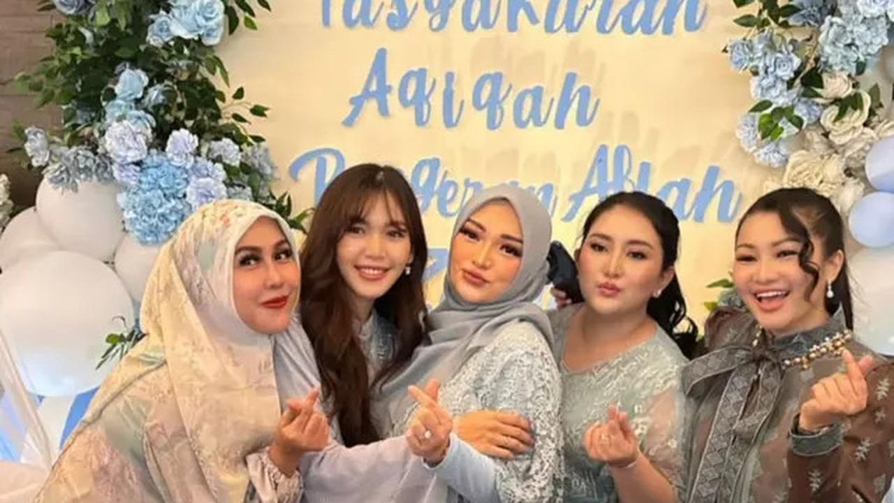 7 Potret Aqiqah Anak Ketiga Zaskia Gotik, Kehadiran Putri Sambung Curi Perhatian