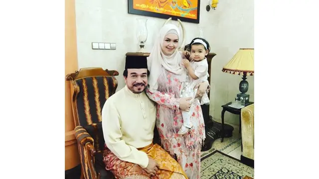 6 Seleb yang Butuh Penantian Panjang Untuk Hamil Setelah Sekian Lama Menikah