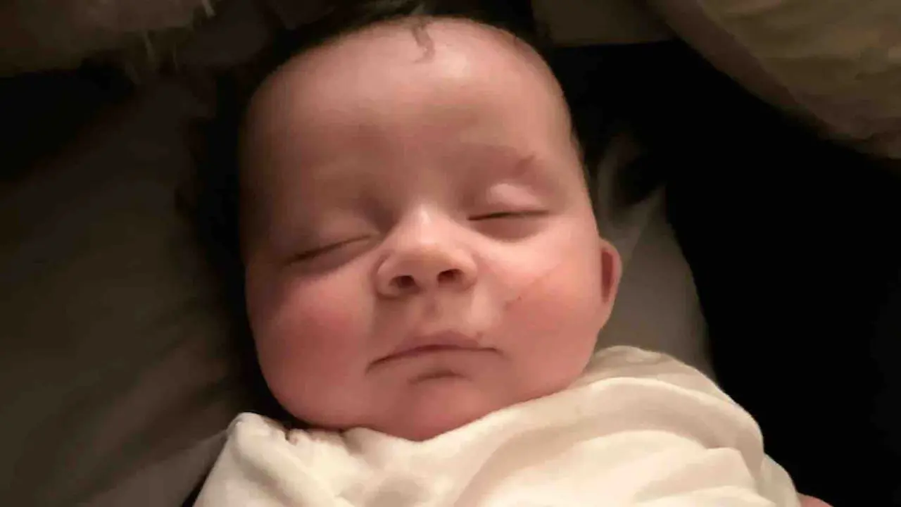 Bayi Selamat dari Angin Tornado