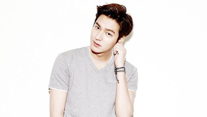 Lee Min Ho Bantu Putri Duyung Kembali Ke Laut Showbiz Liputan6 Com
