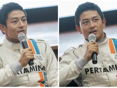 Pebalap Manor Racing, Rio Haryanto tampak antusias menjawab sejumlah pertanyaan dari wartawan. Berikut ragam ekspresi pebalap F1 itu saat jumpa pers di Kantor Pertamina, Jakarta, Senin (14/3/2016). (Bola.com/Vitalis Yogi Trisna)