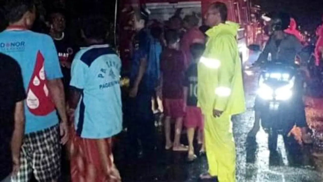 Kebakaran di Randudongkal, Pemalang, seorang nenek tewas mengenaskan. (Foto: Liputan6.com/Polres Pemalang/Muhamad Ridlo)