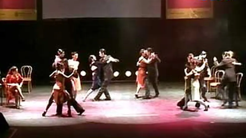 090824dtango.jpg