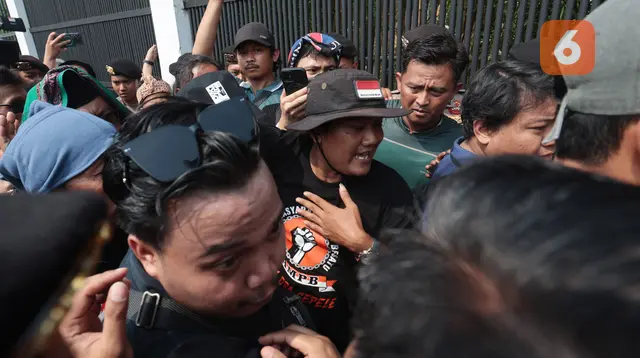 Mengenal Botok, Penggerak Demo Warga Pati di DPR
