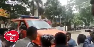 Seperti ini suasana penyergapan dua orang diduga pelaku bom di kantor kelurahan Cicendo, Bandung. 