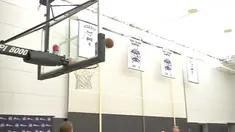 Satnam Singh pebasket berusia 19 tahun asal India resmi bermain di NBA untuk klub Dallas Mavericks. Ia menjadi penerus Yao Ming sebagai raksasa baru dari Asia di NBA.