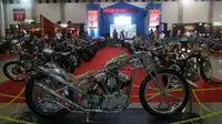 Falcon, modifikasi berbasis Harley-Davidson Knucklehead lansiran 1945 ditampil di Kustomfest 2018 untuk nantinya akan dilombakan di festival kustom Yokohama Hot Rod Custom Show 2018. (Herdi Muhardi)