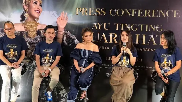 7 Potret Ayu Ting Jelang Konser 10 Tahun Perjalanan Karier