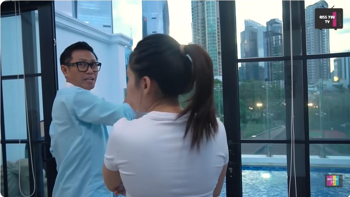 7 Potret Rooftop Rumah Eko Patrio, Kolam Renang Mewah hingga Lift Makanan Canggih