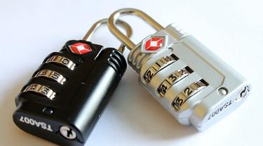 087689700_1502008258-padlocks-597815_1280