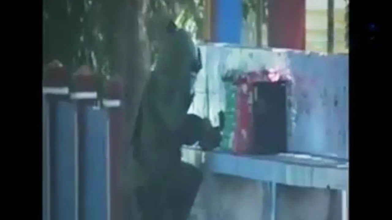 VIDEO: 2 Tas Diduga Bom Gegerkan Warga Ternate
