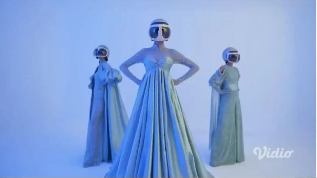 Karya Ivan Gunawan di IPMI Trend Show 2021