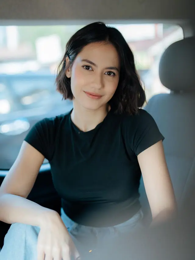 6 Potret Cinta Laura hingga Wulan Guritno yang Berzodiak Paling Fashionable