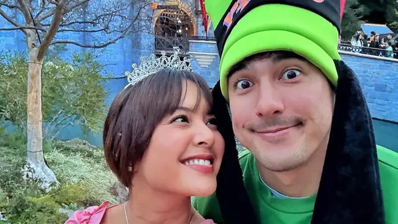 6 Potret Artis Bareng Pacar di Momen Natal 2024, Lyodra -- Randy Martin Makin Lengket