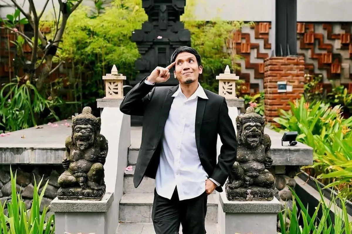 Mengaku Kagum, Desta Justru Sempat Ingin Unfollow Wulan Guritno