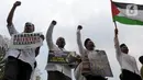Aksi damai Aqsa Working Group (AWG) di depan Kedutaan Besar Amerika Serikat, Jakarta, Rabu (11/10/2023). Aksi yang diikuti ratusan orang tersebut mengajak kaum muslimin agar bersatu bersama membela Masjid Al Aqsa dan mendukung perjuangan rakyat Palestina. (merdeka.com/Imam Buhori)