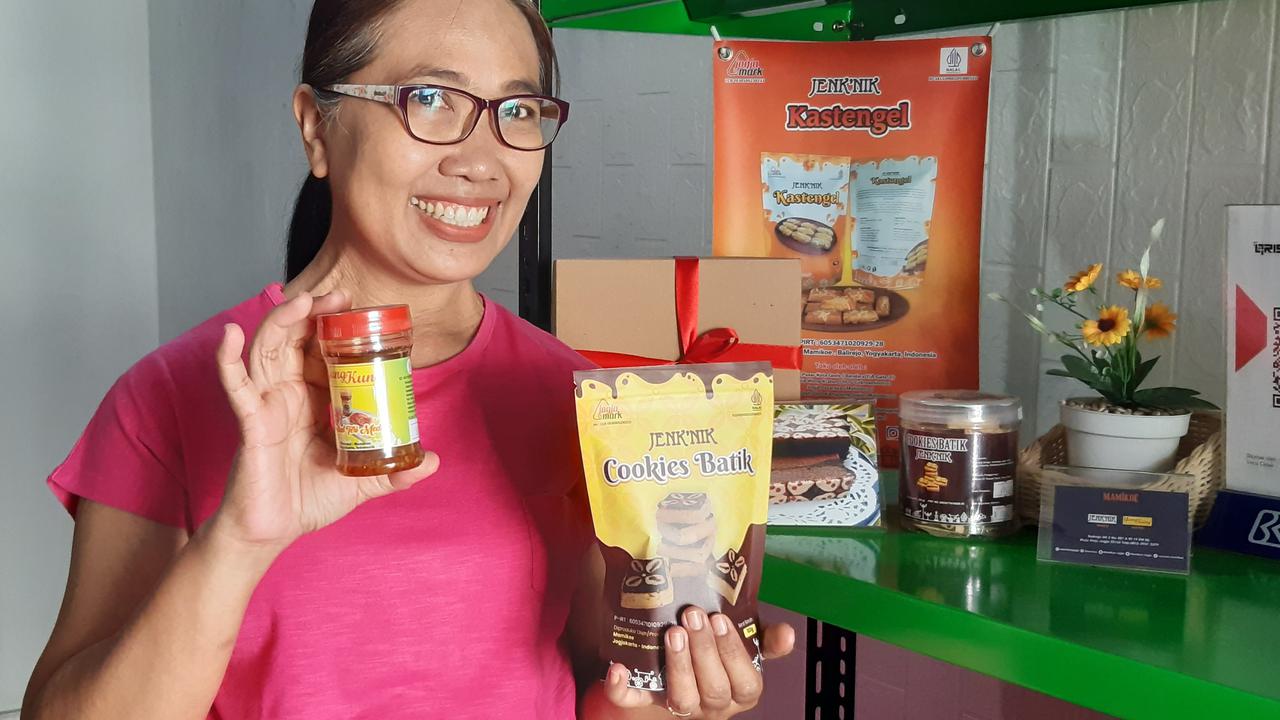 Cerita Mamikoe Jogja Mulai Bisnis Pasca Operasi Tumor, dari Yogurt Drink Kini Jual Cookies Unik