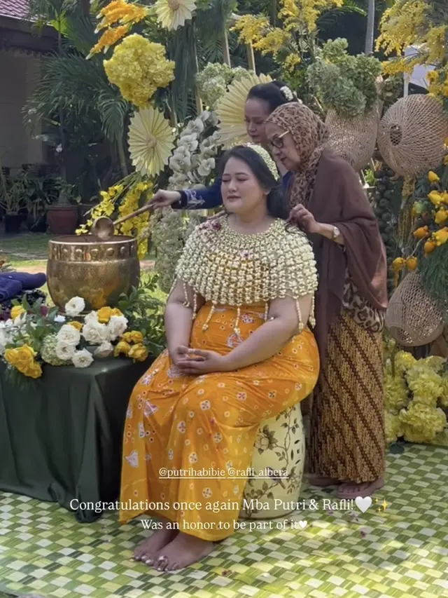 Pernikahan Putri Habibie dari Prosesi hingga Resepsi Dibalut Wastra.