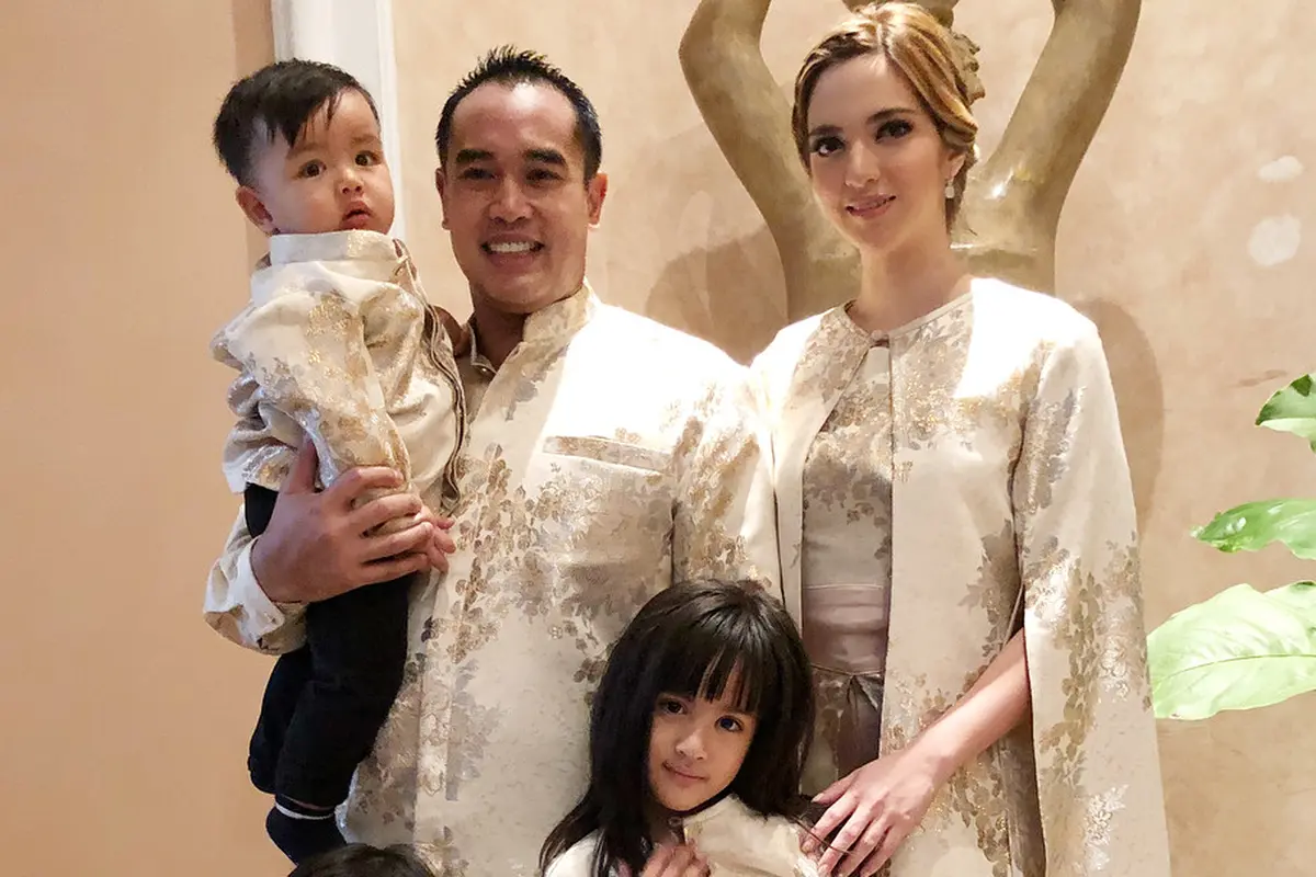 [Bintang] Nia Ramadhani dan Ardi Bakrie