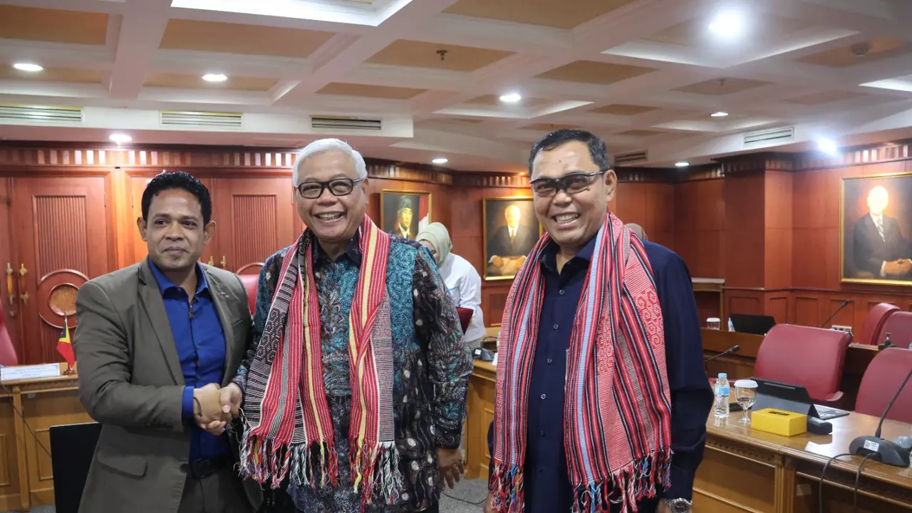 Pertemuan Perum Bulog, Badan Pangan Nasional dan delegasi dari Centro Logistica Nacional Intittuto Public (NCL I.P.) Timor Leste. (Dok Bulog)