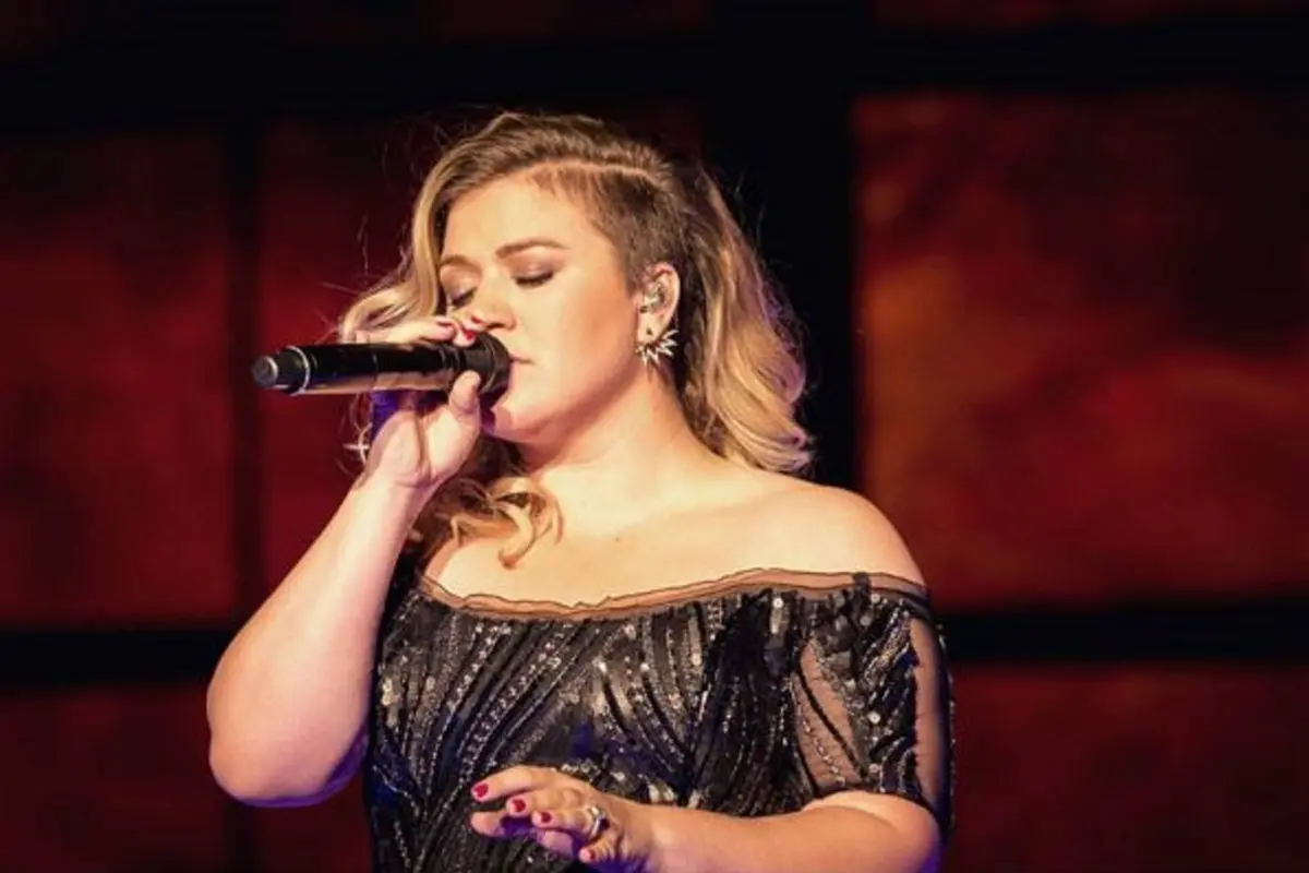 Karena Ini, Kelly Clarkson Ogah Punya Anak Lagi