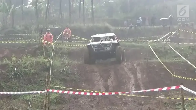 VIDEO: Serunya Kejuaraan Daerah Offroad di Sukabumi