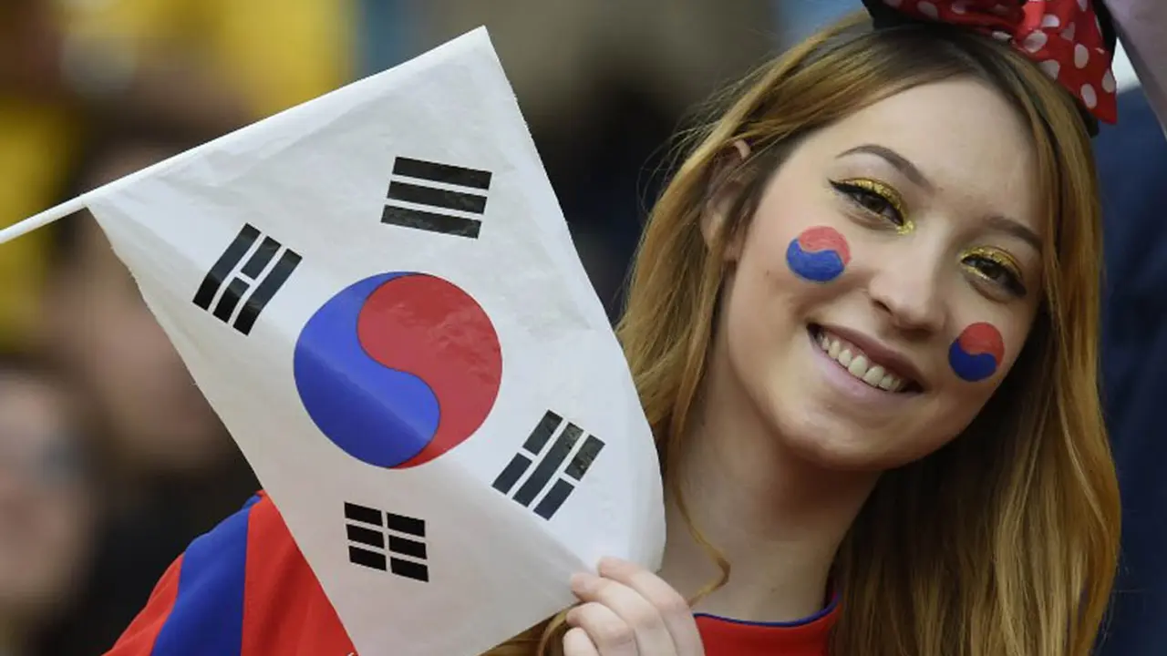 Gadis-gadis Cantik Asia yang Menggemaskan di Piala Dunia 2014
