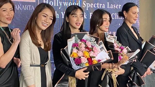 Hesti Purwadinata telah mencoba Hollywood Spectra
